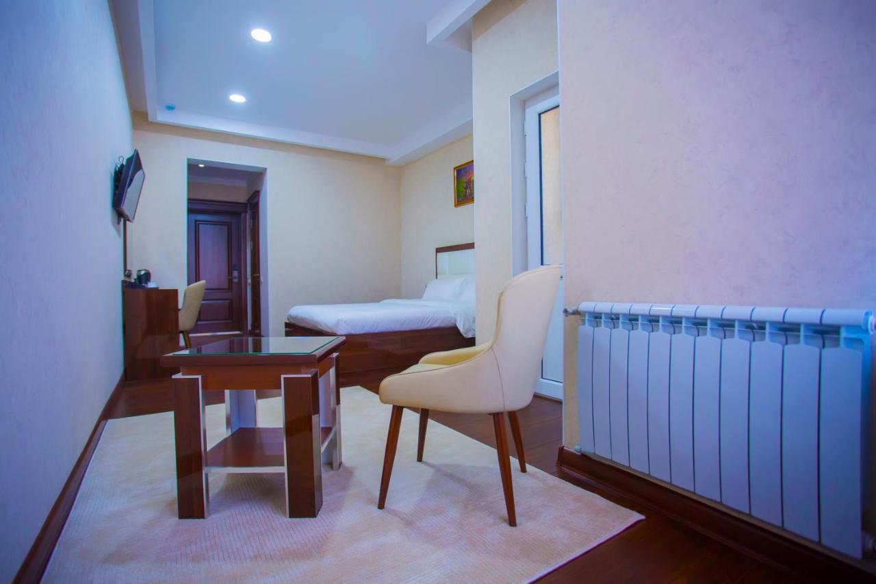 Hotel Ayni دوشانبي المظهر الخارجي الصورة
